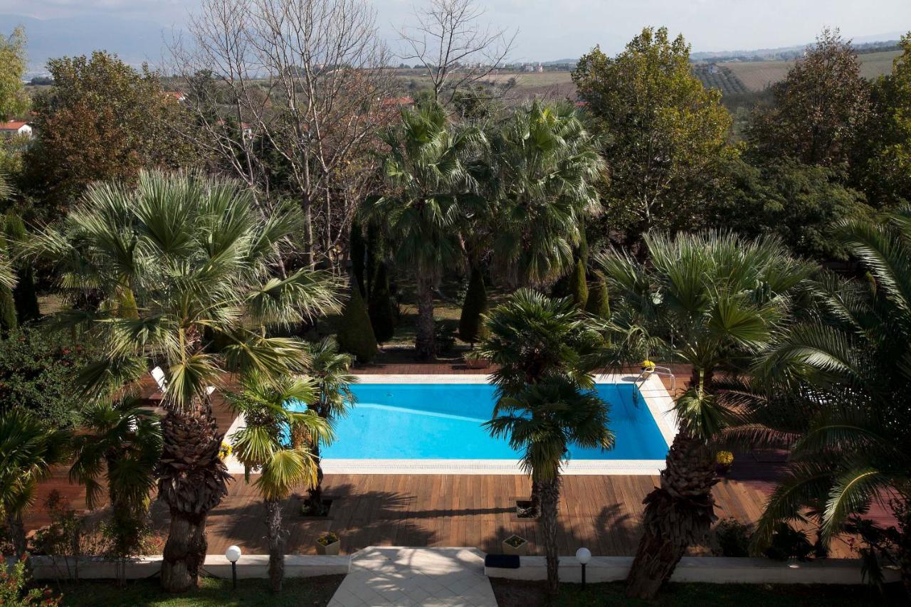 Villa Elena Peraía Exteriér fotografie